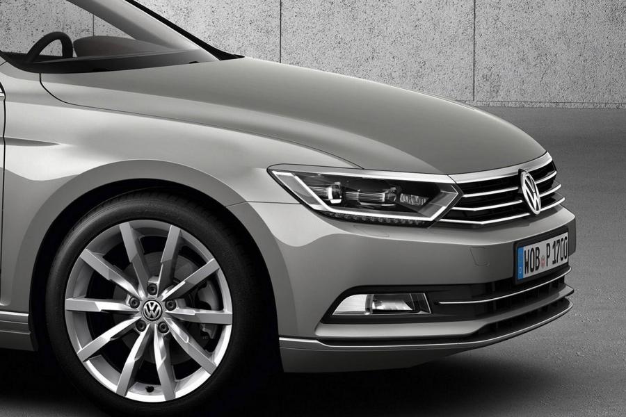  Volkswagen Passat 2015 года  (фото 17 из 23)